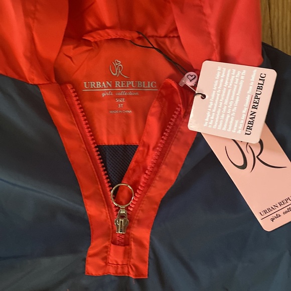 Urban Republic Size 3T - Spring Coat - Picture 3 of 3